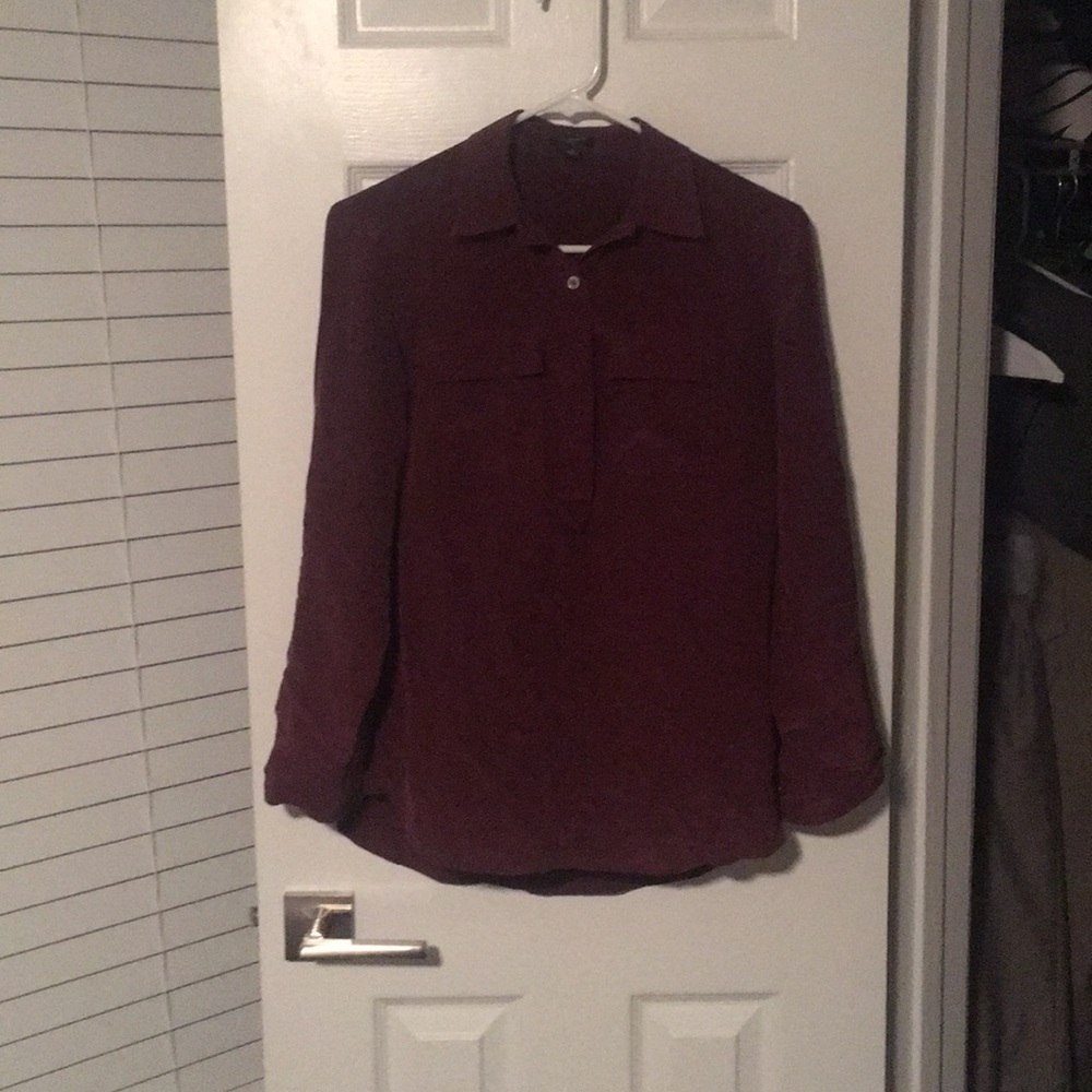 Ann Taylor button up shirt